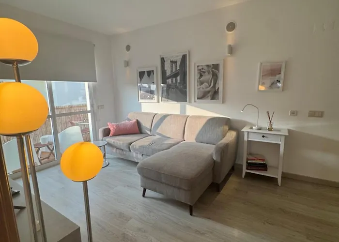 Modern In Al-sakia Village Apartment